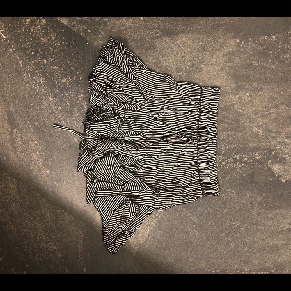 Princess Polly | Ruffle Mini Skirt - Picture 4 of 5
